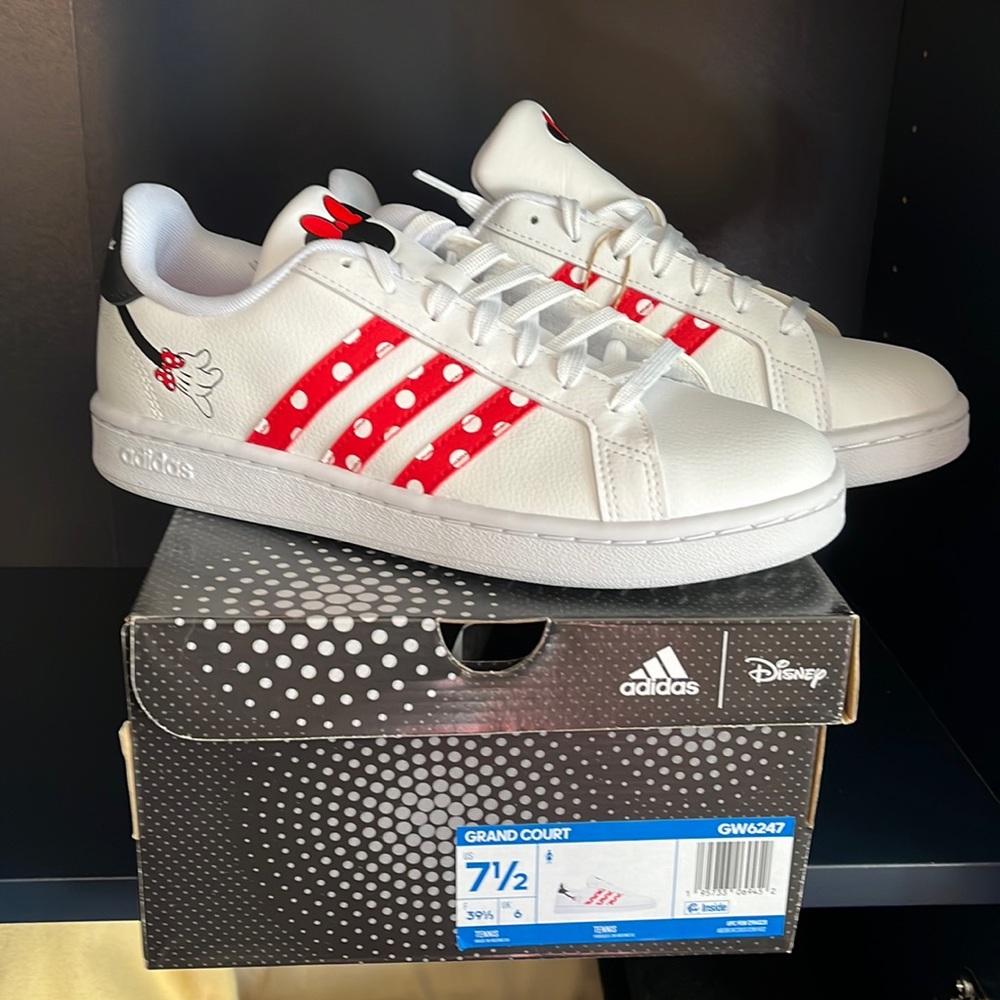NEW Disney x adidas Grand Court Tennis Sneaker Minnie Mouse Size 7.5